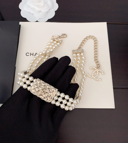 18K  Chanel Bag Pearls Chain Necklace